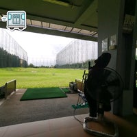 Photo taken at Windmill Arena Driving Range by Jo T. on 4/19/2021