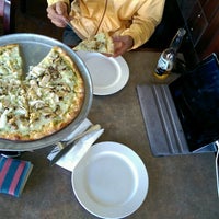 9/20/2016にLyubko S.がNorth Beach Pizzaで撮った写真