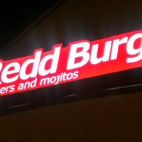 Photo taken at Redd Burger by Rafael S. on 9/25/2014
