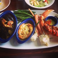 Photo taken at Red Lobster by Lauren L. on 7/13/2014