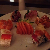Photo prise au Lapa Sushi par Mary Go C. le5/16/2014
