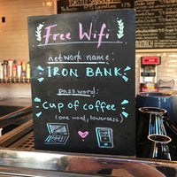 Photo prise au Iron Bank Coffee Co. par Richard B. le3/3/2021