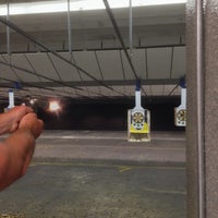 5/24/2014에 Zach J. M.님이 Take Aim Gun Range에서 찍은 사진