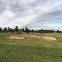 Foto diambil di Raven Golf Course oleh Antonio F. pada 1/3/2016