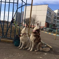Photo taken at у подъезда by Катечка С. on 3/29/2016
