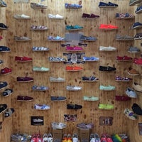 Photo taken at Toms_Shoes by SMART_SHOES T. on 5/1/2014