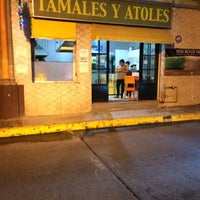 Das Foto wurde bei Tamales y Atoles von Gustavo G. am 9/25/2016 aufgenommen