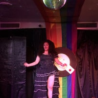 Das Foto wurde bei TC&amp;#39;s Houston&amp;#39;s Premiere Showbar von Elvia F. am 1/12/2015 aufgenommen