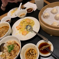 Photo taken at Din Tai Fung 鼎泰豐 by Foodies on 5/18/2019