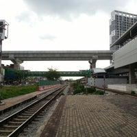 Photo taken at [Construction Site] MRT บางซ่อน (Bang Son) PP15 by wisnuwat P. on 9/29/2013