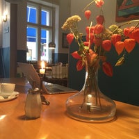 Photo taken at Pappelreihe Cafe by Sebastian on 10/11/2016