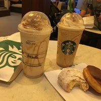 Photo taken at Starbucks by Ariane on 10/15/2016