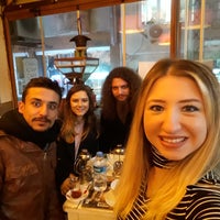 Foto diambil di Ceren Kitap Cafe oleh Gizem Ö. pada 12/20/2017