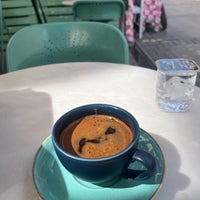 Foto tirada no(a) Poka Coffee Roasters por nurgül s. em 5/4/2024