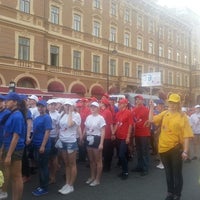 Photo taken at Флэш Моб &amp;quot; Танцующий Невский&amp;quot; by Татьяна Р. on 5/25/2014