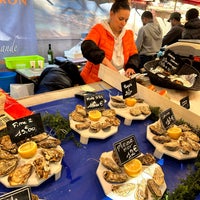 Photo taken at Marché Bastille by Kitty C. on 10/9/2022