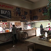 Photo taken at Vapiano by Anna G. on 10/12/2017