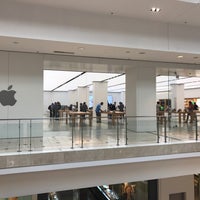 Photo taken at Apple Montgomery Mall by Roger C. on 8/1/2017