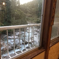 Photo taken at earth hostel ~ the riverhouse by Lee H. on 10/7/2018