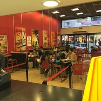 Foto scattata a Burger King da Ibrahim B. il 2/4/2015