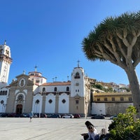 Photo taken at Basílica Nuestra Señora de Candelaria by Gabriele H. on 10/14/2022
