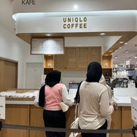 Photo taken at UNIQLO by Alhakim A. on 2/17/2024