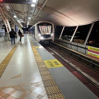 Photo taken at RapidKL USJ7 (KJ31/SB7) LRT/BRT Station by Alhakim A. on 2/4/2022