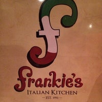 Снимок сделан в Frankie&amp;#39;s Italian Kitchen пользователем David A. 2/15/2014