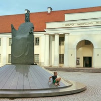 6/24/2019 tarihinde Кристиан М.ziyaretçi tarafından Karaliaus Mindaugo paminklas | Monument to King Mindaugas'de çekilen fotoğraf