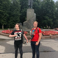 Photo taken at Памятник Ленину by Марина М. on 7/23/2018
