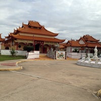 Photo taken at Texas Teo Chew Temple by Gus S. on 11/24/2013