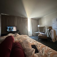 Foto diambil di Magnolia Hotel oleh IC pada 11/27/2022