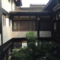 Photo taken at Buddha Zen Hotel by Yuan W. on 9/27/2016