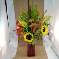 9/8/2014にSusan P.がCentral Floristで撮った写真