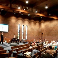 5/2/2014 tarihinde Northbrook Covenant Churchziyaretçi tarafından Northbrook Covenant Church'de çekilen fotoğraf