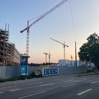 Photo taken at Leonrodplatz by Gábor Sándor M. on 8/21/2021