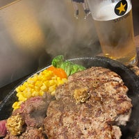 Photo taken at Ikinari Steak by 統一王者 on 4/17/2023