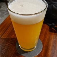 Photo taken at TAP Craft Beer Bar (One Raffles Link) by Alec M. on 9/19/2020