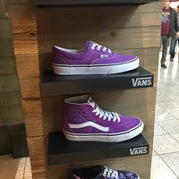 vans promenade mall
