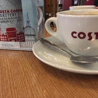 Photo taken at Costa Coffee by Helene on 8/10/2019