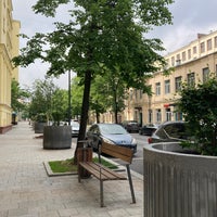 Photo taken at Миусская площадь by Helene on 6/12/2021