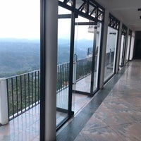 Photo taken at Kandy Panorama Resort by Tykhon on 3/4/2018