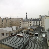 รูปภาพถ่ายที่ Hôtel de France โดย Kate P. เมื่อ 11/18/2012