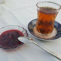 Photo taken at Günəşli Çay Evi / Guneshli Tea House by Ali Tayfun K. on 8/23/2017