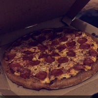 Photo taken at Domino&amp;#39;s Pizza by Omar Di M. on 9/22/2017