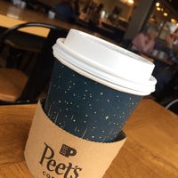 Foto diambil di Peet&amp;#39;s Coffee &amp;amp; Tea oleh Greg O. pada 11/21/2018