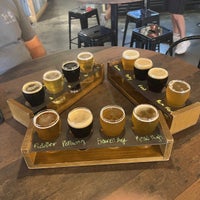 Photo taken at Tidal Creek Brewhouse by Keith R. on 9/27/2022