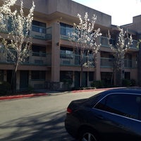 Photo taken at Hawthorn Suites by Wyndham Napa Valley by Willito G. on 2/24/2014