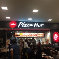 Photo taken at Pizza Hut by Berat T. on 11/23/2019