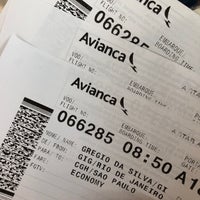 Photo taken at Check-in Avianca by Ana Flavia G. on 1/26/2018